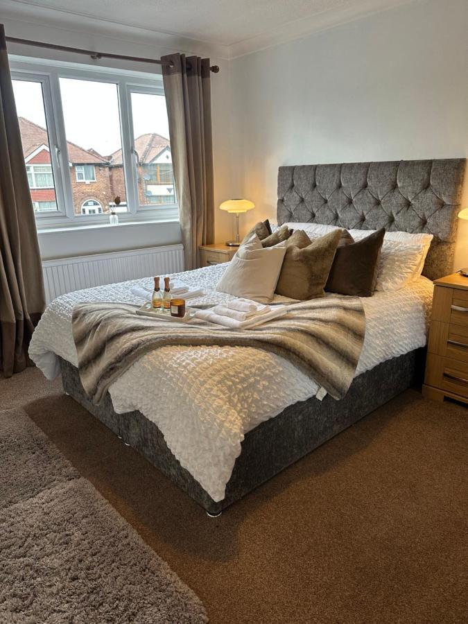 The Chorlton Retreat - Double Bedroom, Free Parking Manchester Eksteriør billede